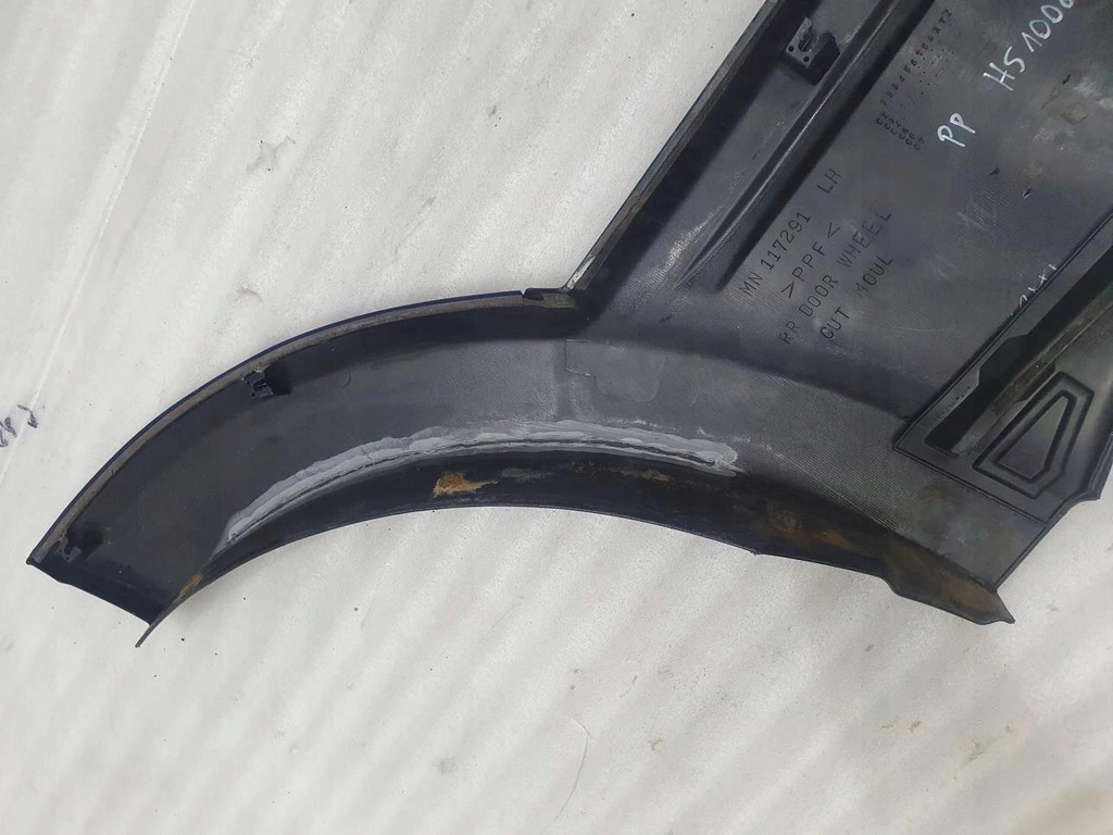 фото №6, Молдинг дверь левый задняя mitsubishi pajero iii