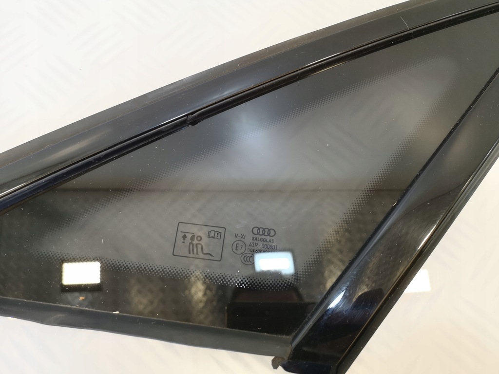 фото №4, Скло кузовна as2 правий задня audi a8 d4 14r