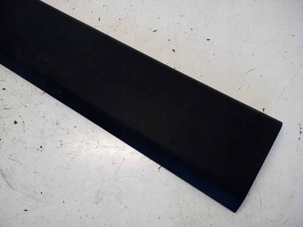 фото №2, Молдинг боковая левая renault master iii 828210160r