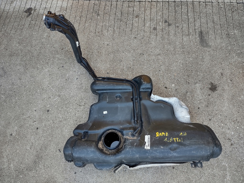 фото №1, Бак топлива 6r7201021ar seat toledo iv skoda rapid 1.6tdi cay оригинал
