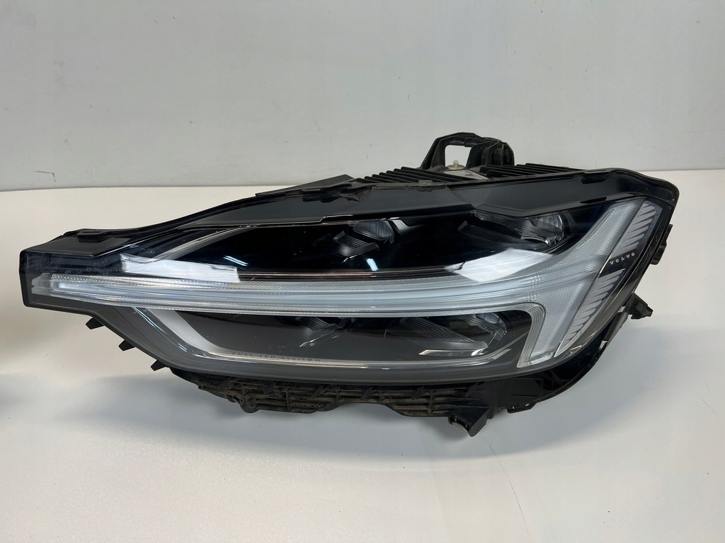 фото №3, Volvo xc60 ii лампа ліва перед mid led