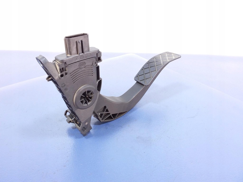 фото №5, Audi a8 d4 4h педаль потенциометр газа 8k1723523a