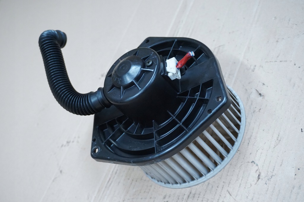 фото №1, Nissan patrol gu4 воздуходувка вентилятор обдув y61 gu4 europa оригинал