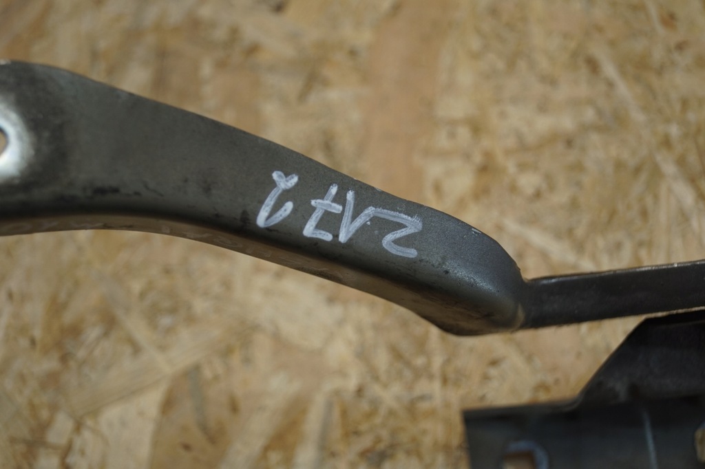 фото №8, Петля капот левый nissan qashqai j10