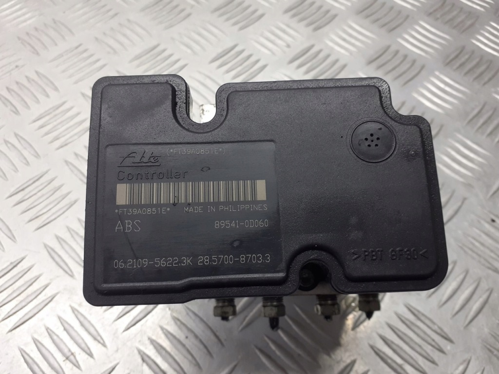 фото №1, Насос abs toyota yaris ii 1.0 44510-0d110