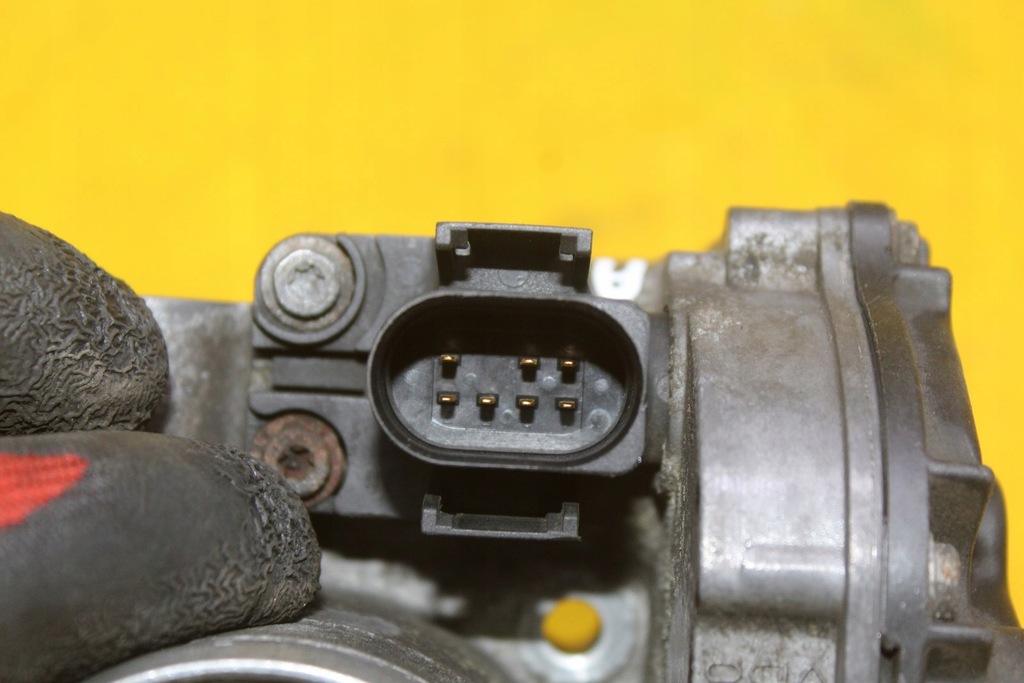 фото №6, Дросельна заслінка vw transporter t4 aet 2.5 b 06a133064b