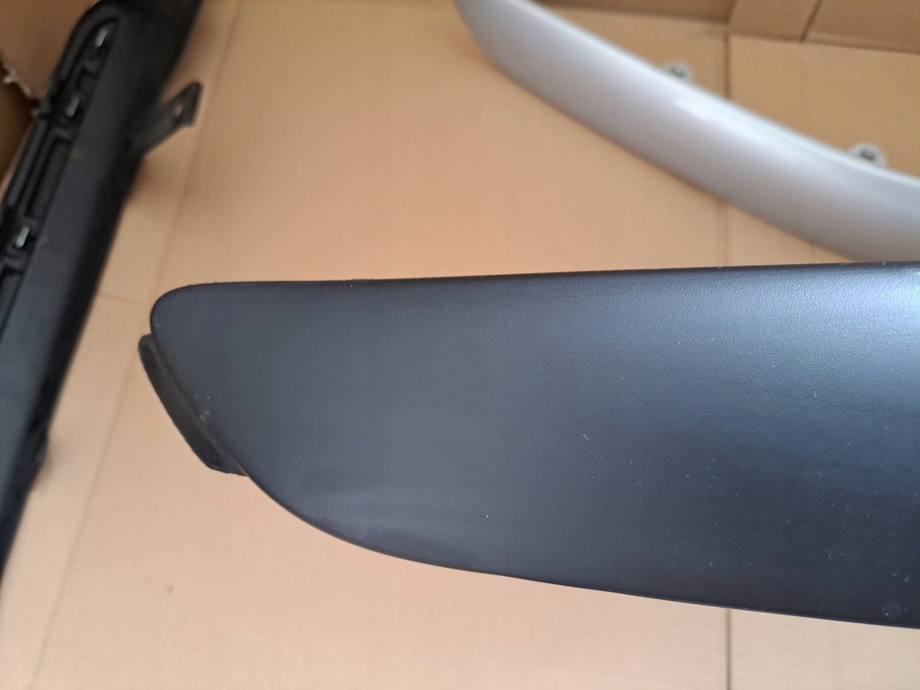 фото №11, Citroen c5 l молдинг бампера права