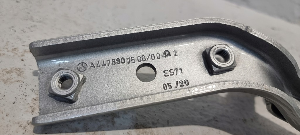 фото №6, Петля капот левый mercedes v vito w447