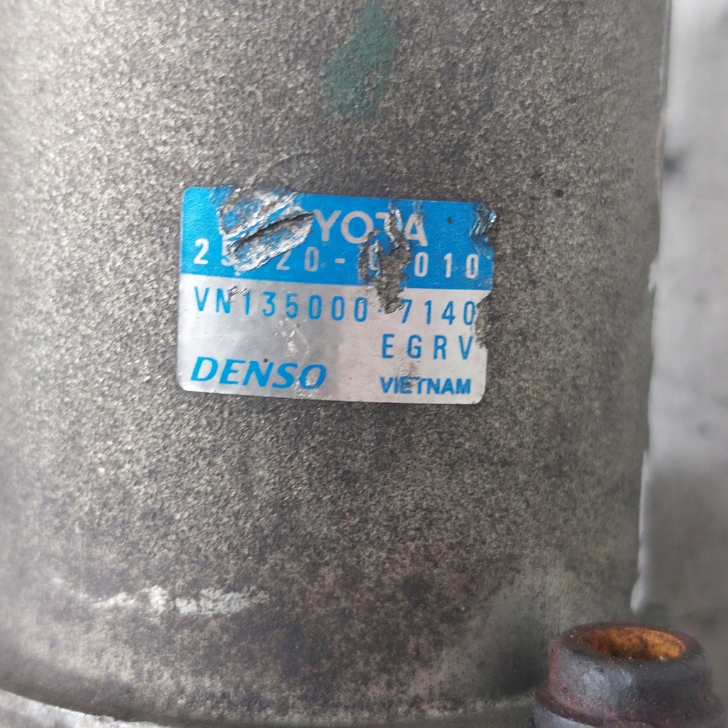 фото №12, Toyota corolla verso avensis 2,2 клапан egr denso