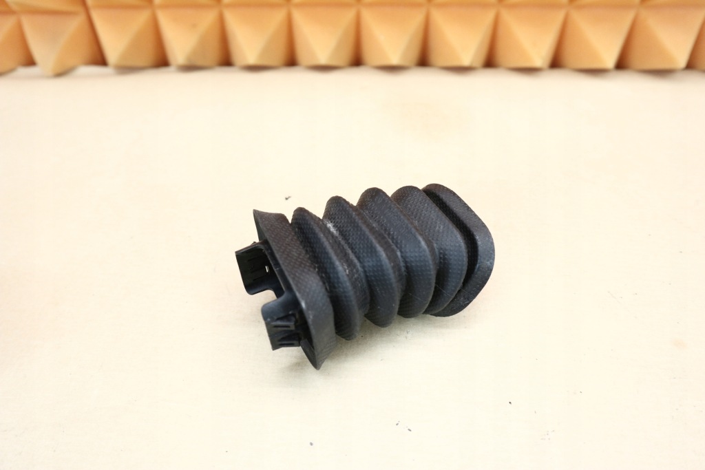 фото №1, Mercedes slk 171 r171 защита трубопровод проводка дверь a1718210197