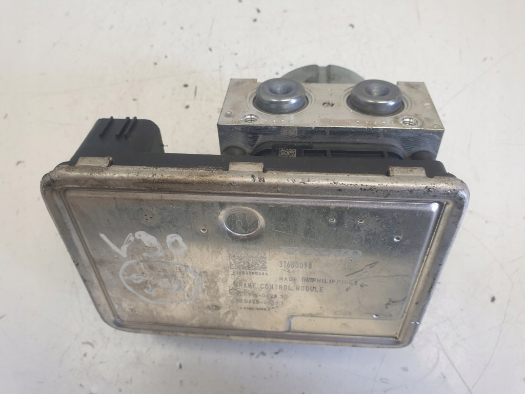 фото №1, Volvo v90 насос abs блок управления 31680098 p31680101