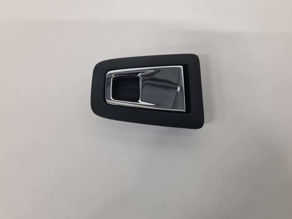 фото №1, Крючок крепление кронштейн багажника polestar 2 ii 2020-