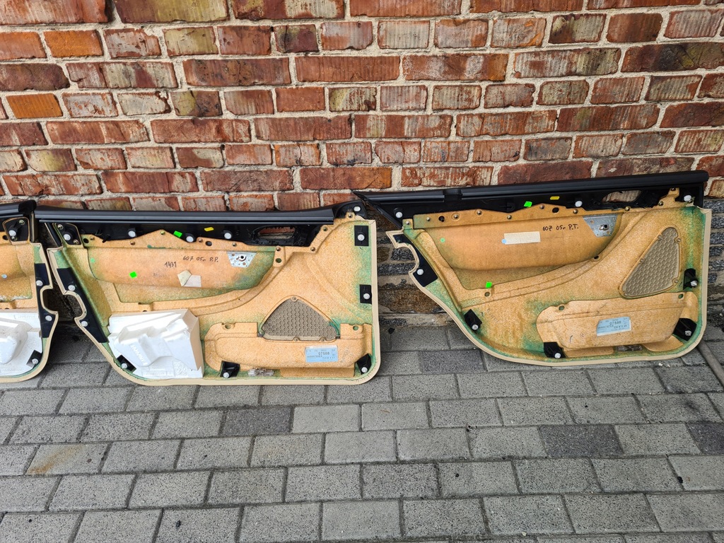 фото №8, Комплект обшивка дверей peugeot 607