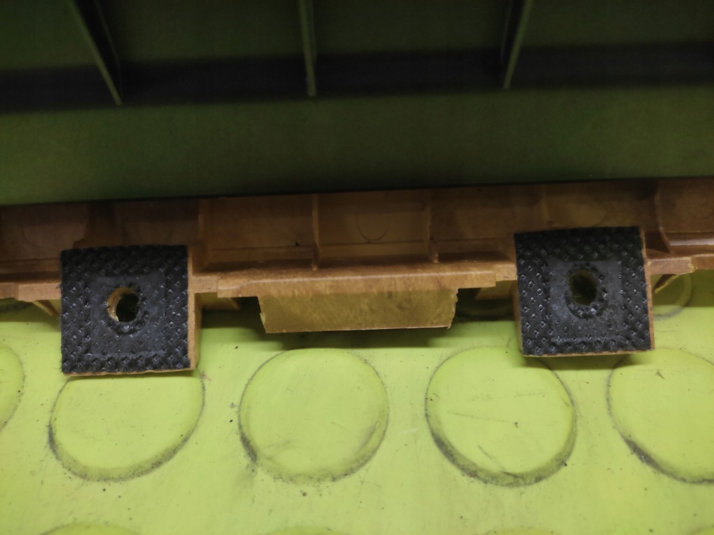 фото №4, Kia opirus панель рамка попільничка