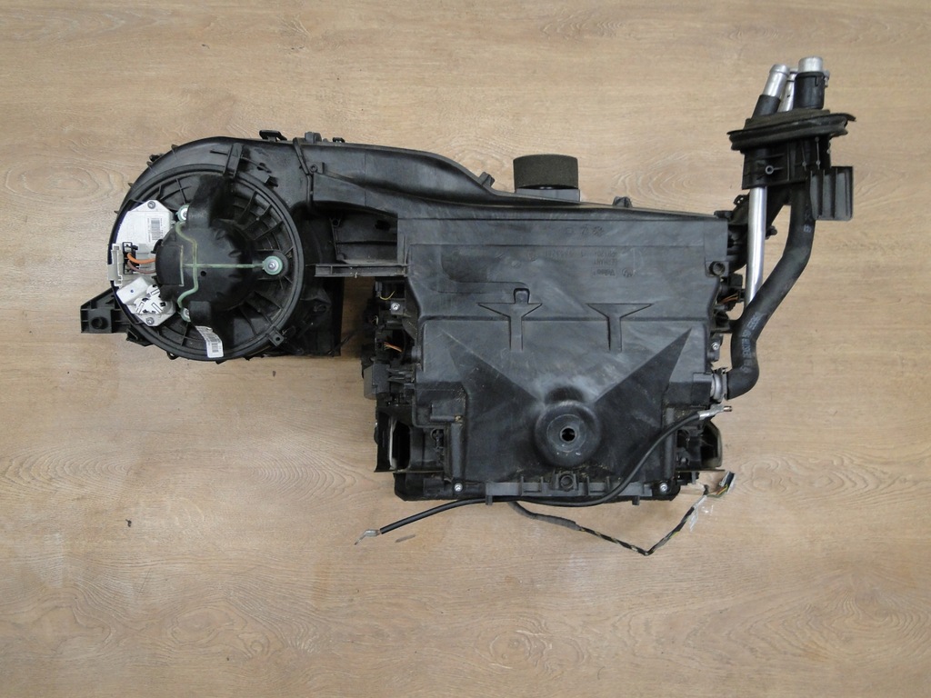 фото №5, Bmw x1 e84 отопитель