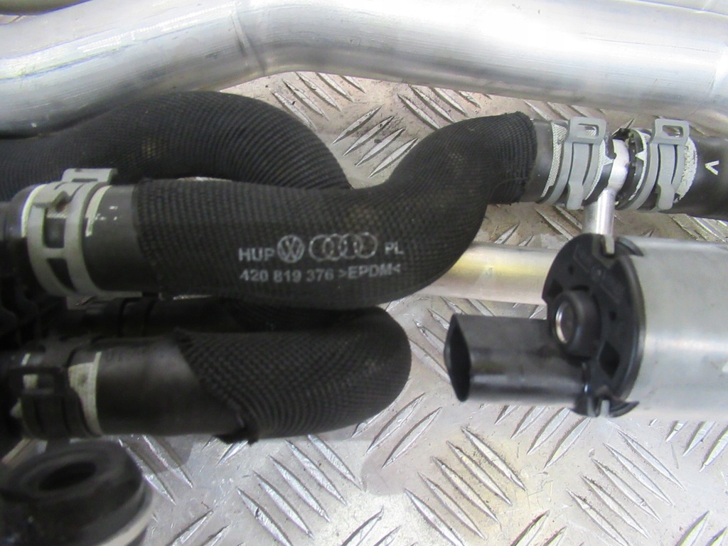 фото №7, Audi r8 главные провода wody жидкость 420121050b