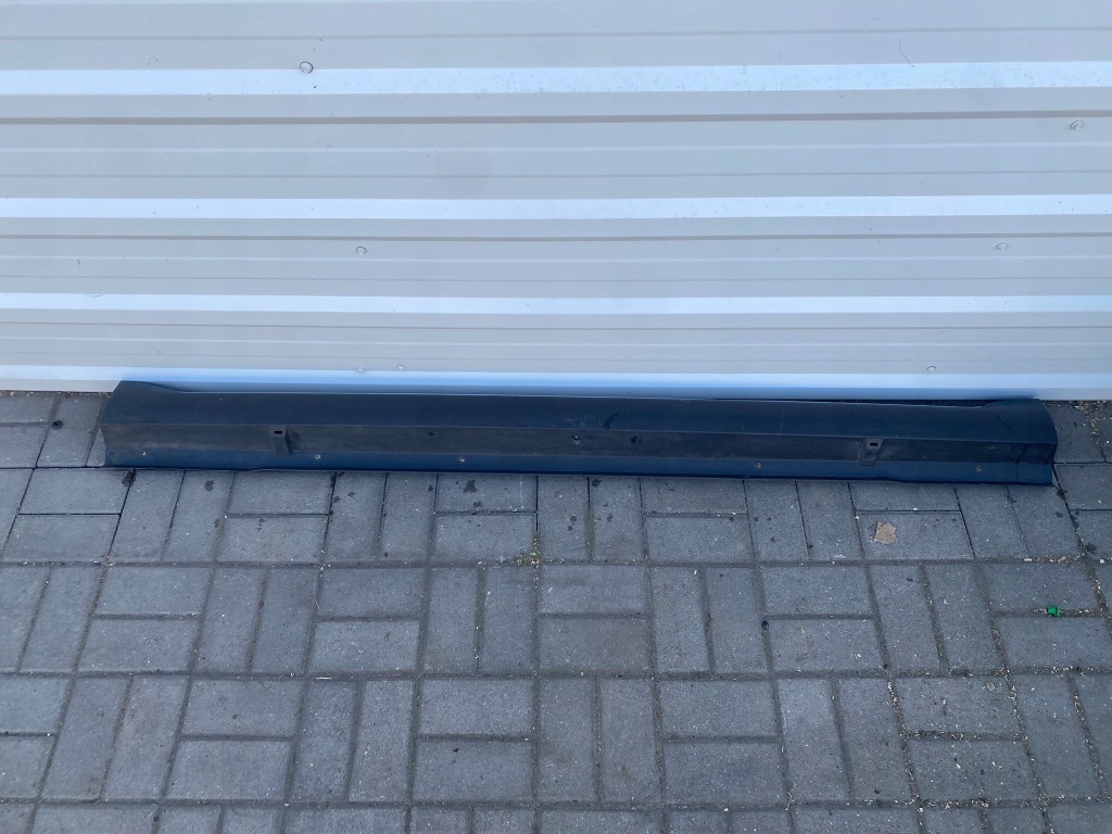 Молдинг порог левая peugeot 4007 европа в Украине