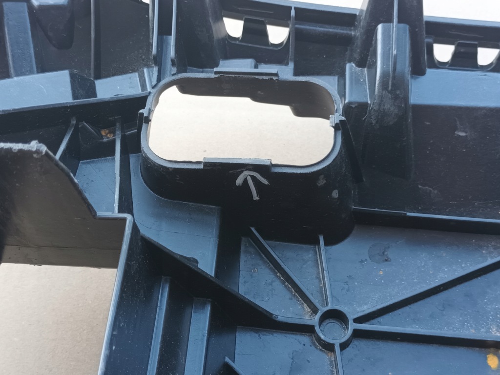 фото №7, Усилитель, каркас pod бампер, решётка радиатора audi 4ke e-tron