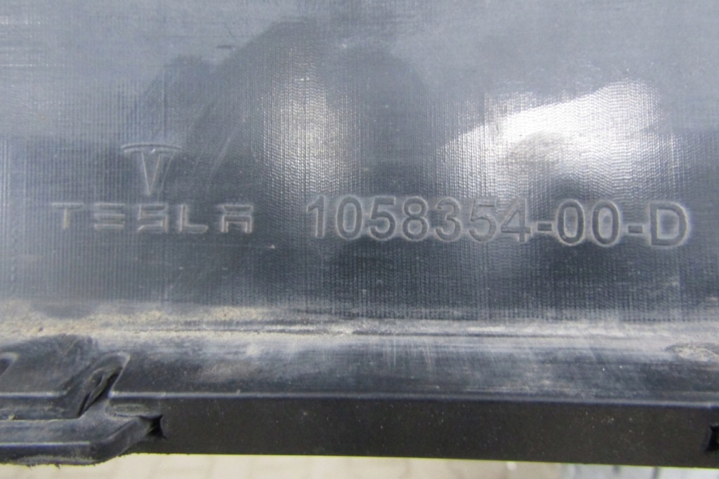 фото №12, Диффузор накладка бампера задняя tesla x 1058356-00-c