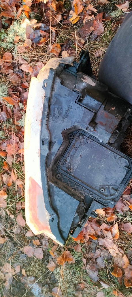 фото №13, Лампа фара правий перед discovery iii xbc001062 europa