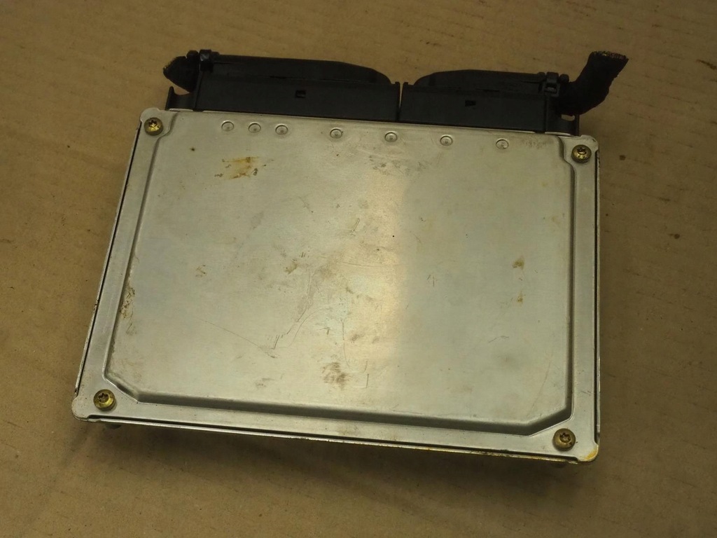 фото №12, Блок керування двигуна audi a4b6 2.0 b 8e0909557a