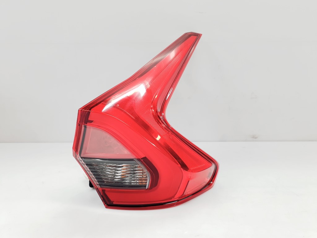 фото №1, Mitsubishi eclipse cross права лампа задня led eu !