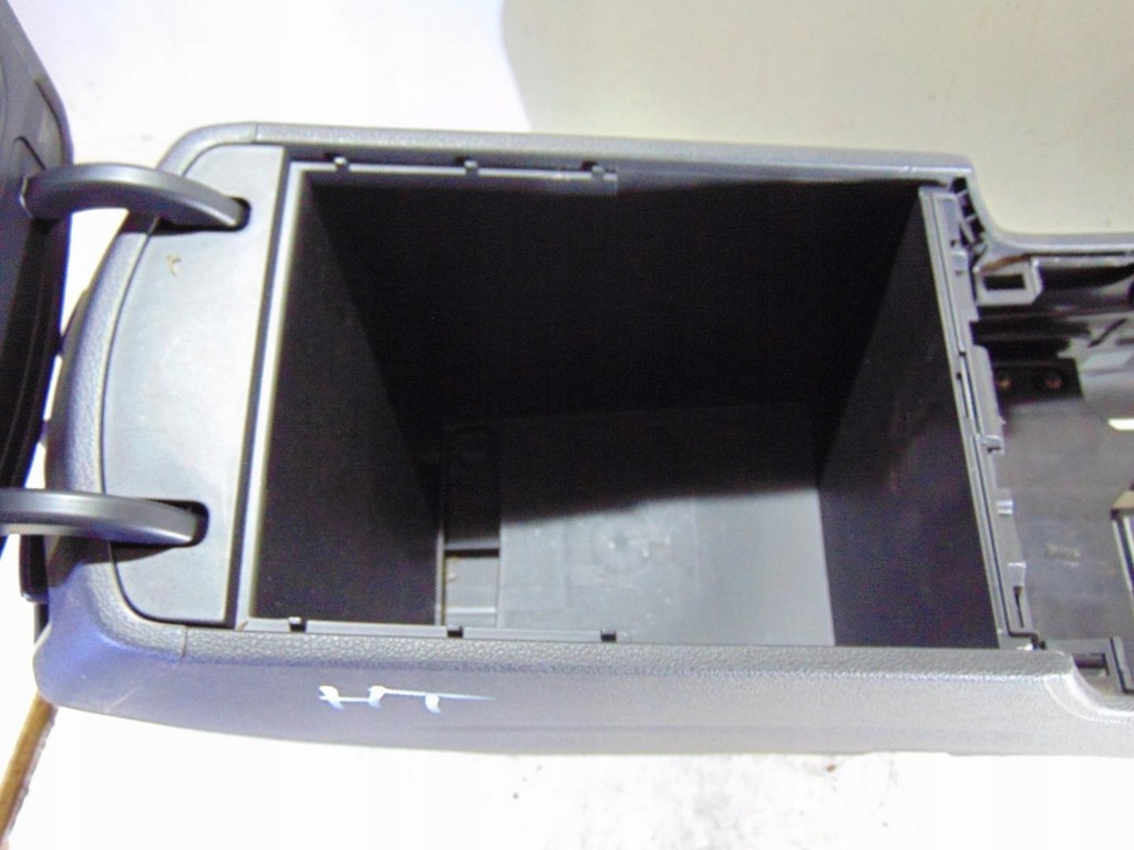 фото №8, Туннель средний подлокотник hyundai tucson iii