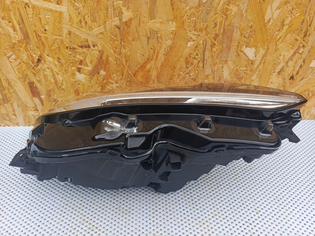 фото №10, Лампа перед правая volvo v90 s90 full led active high beam 32342465