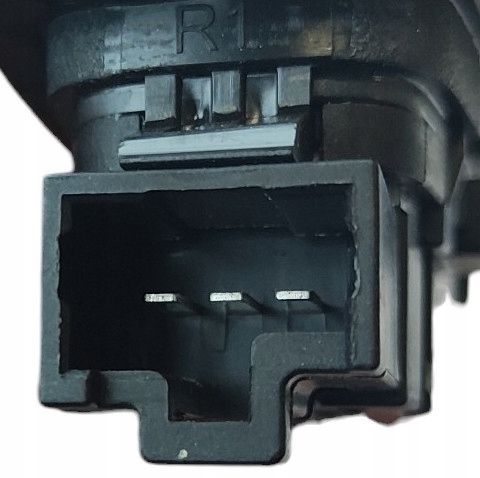 фото №4, Kia sportage iv лампа потолочный освещение салона правая сторона