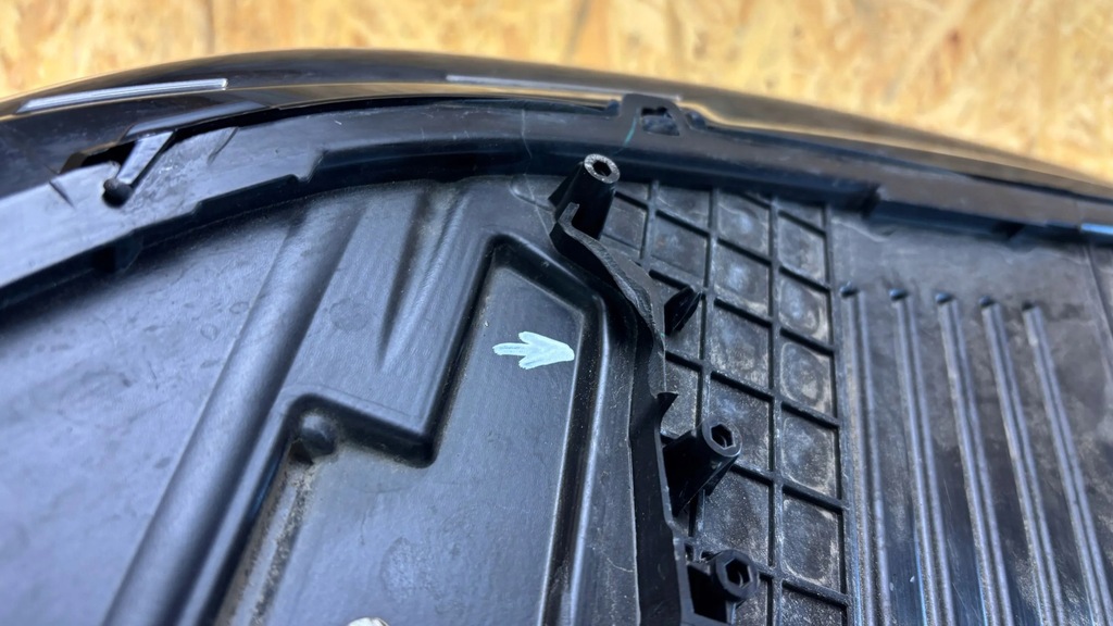 фото №8, Alfa romeo tonale 2023 лампы передние