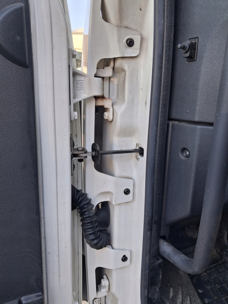 фото №3, Кутик облицювання вітровик ліва renault midlum dxi renault gama d