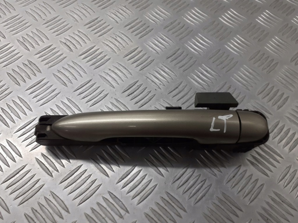 фото №1, Ручка левая задняя наружная primera p12 ey2