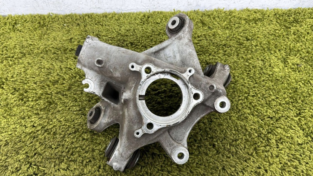 фото №1, Поворотний кулак задня права tesla model y 20- super