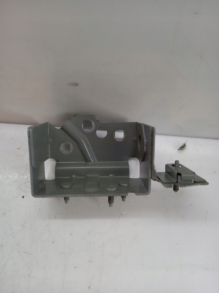 фото №1, Кронштейн капот renault trafic iv 663519903r