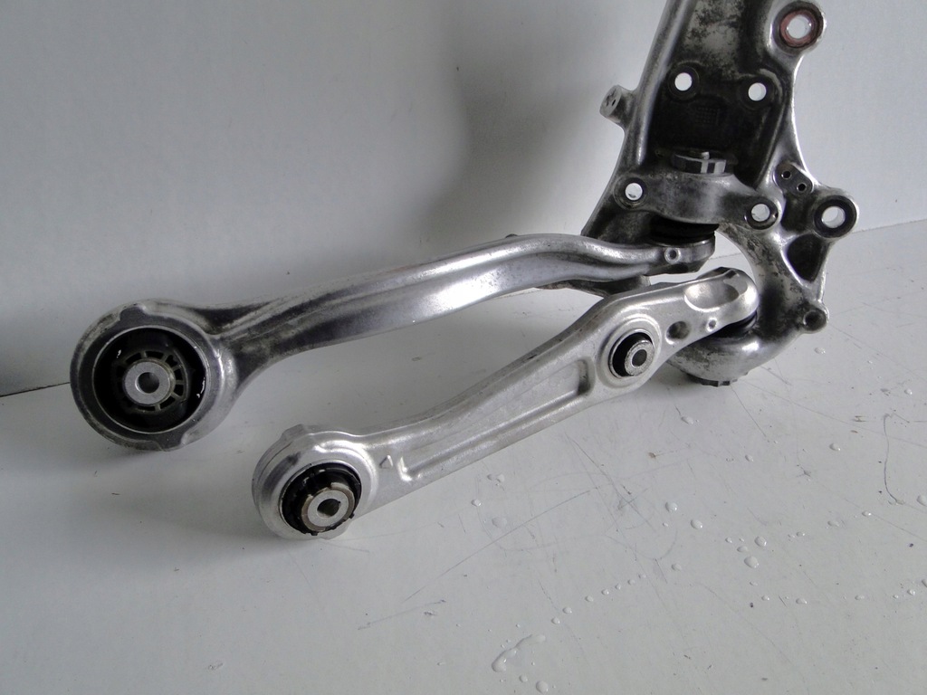 фото №5, Mercedes c klasa 206 w206 поворотный кулак лапа подвеска правая правое