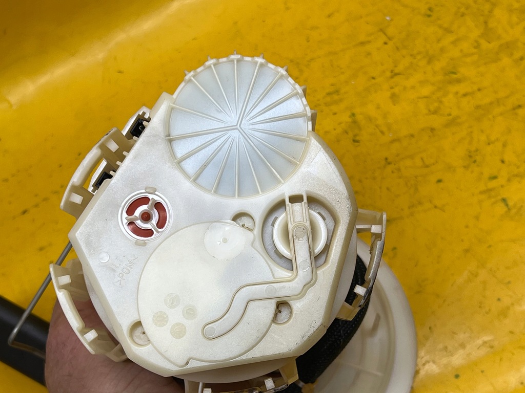 фото №10, Помпа пального opel astra h iii 04-11r 13119487