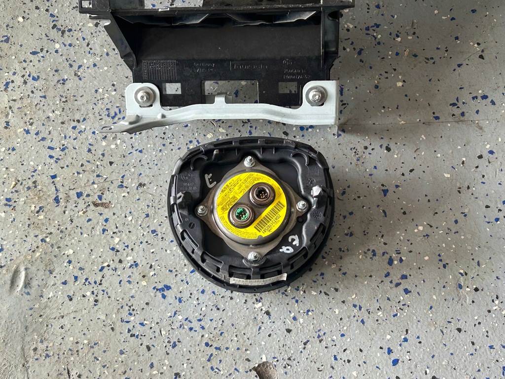 фото №5, Bmw e87 консоль панель приладів приладова air bag оригінал