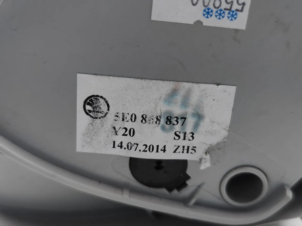 фото №7, Skoda octavia бардачок na накладки на фари 2015 estate 4/5dr 5e0868837 12-15 дизель