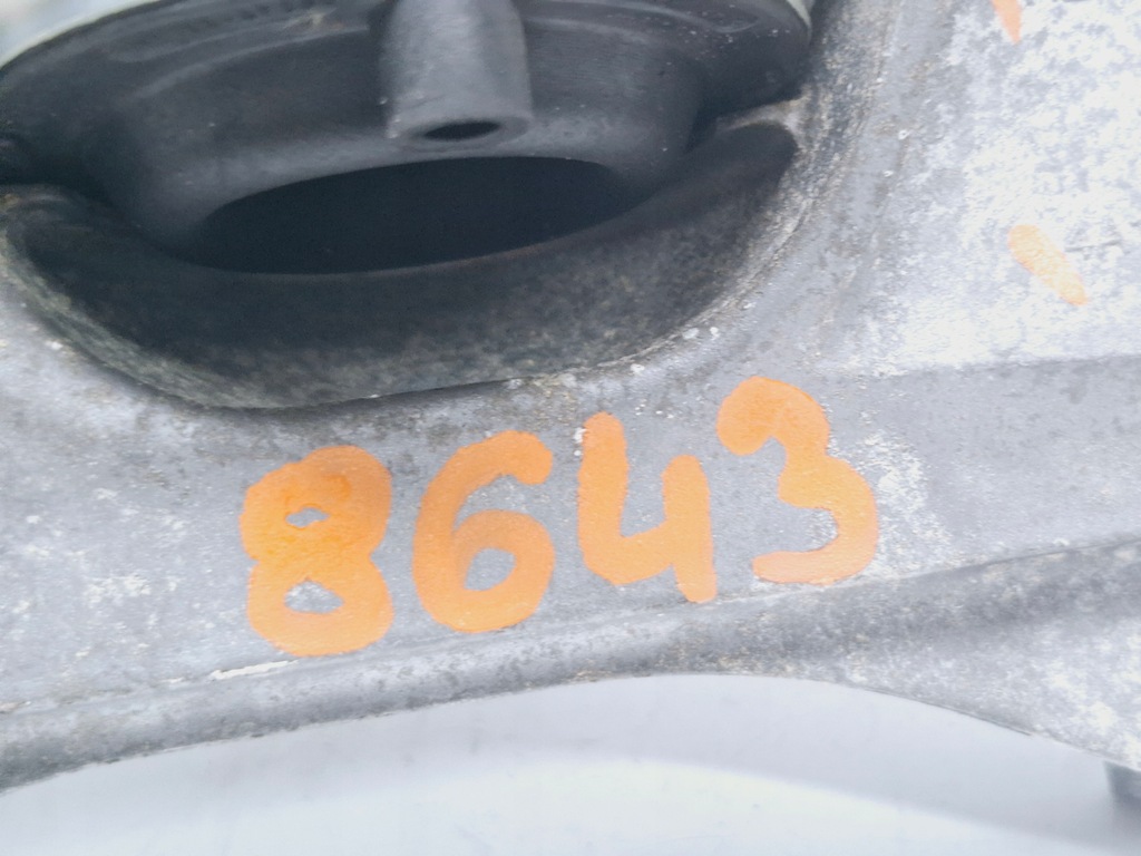 фото №6, Подушка кронштейн кронштейн двигуна 2.0 blue 3008 ii expert iv jumpy #8643