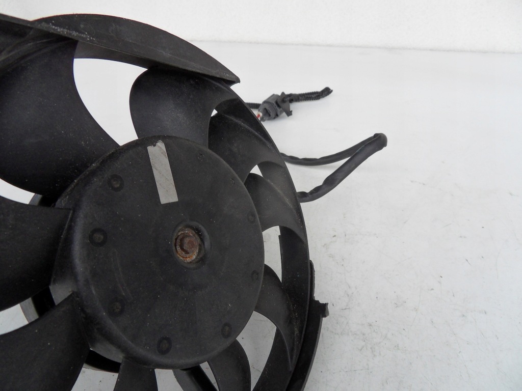 Купити Ford focus mk3 3 10-14 1.0 вентилятор радіатора