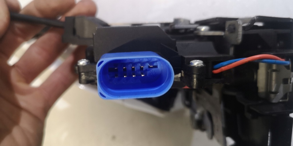 фото №5, Skoda octavia ii замок двері правий перед комплект