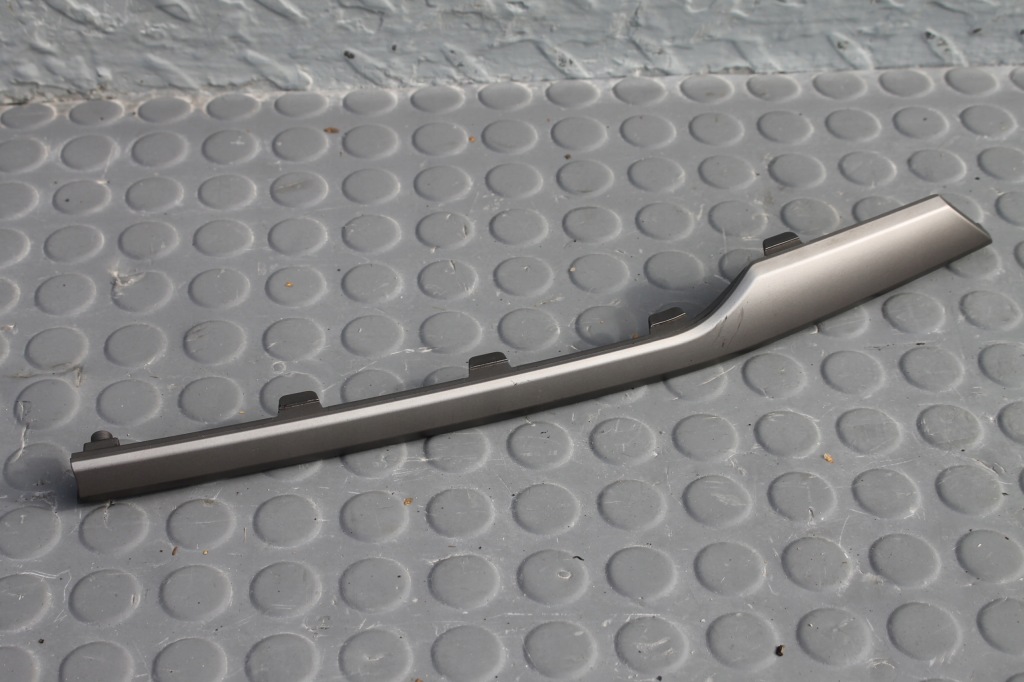 фото №1, Молдинг решётка левый перед hyundai tucson ii iii 15-18