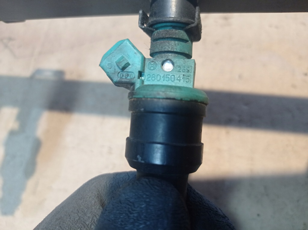 Молдинг впрыскная форсунки bmw 0280150415 Киев