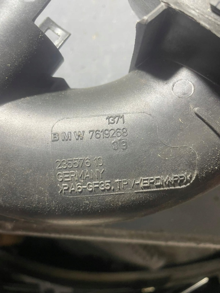 Труба шланг воздуха с резонатор bmw 7619268 Недорого