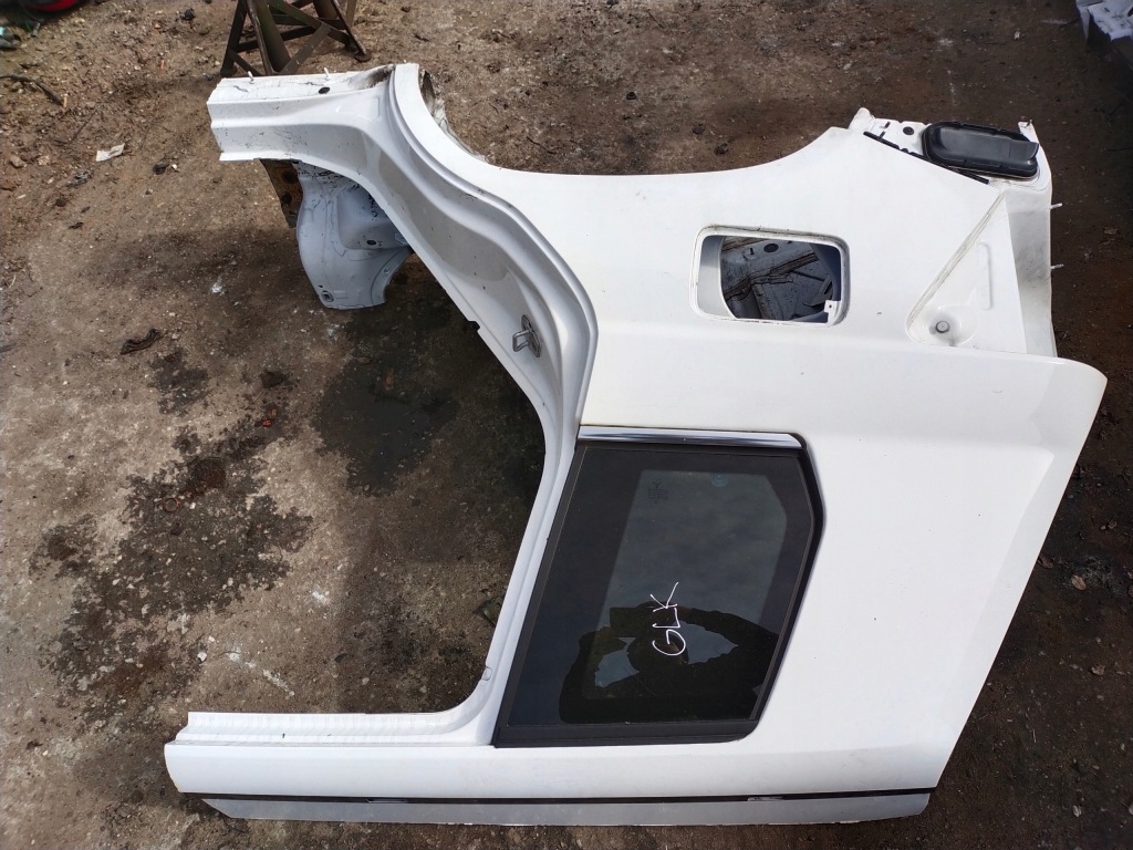 фото №1, Mercedes glk четверть правая задняя