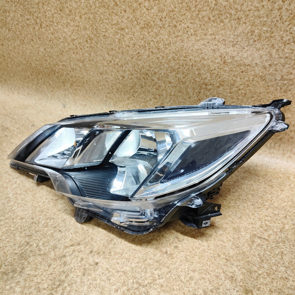 фото №3, Space star 3 iii лампа правая перед передняя