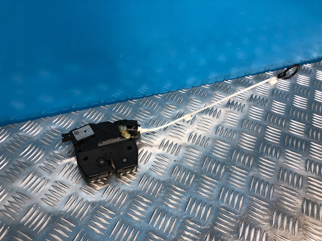 фото №1, Bmw e91 замок крышки багажника 986945