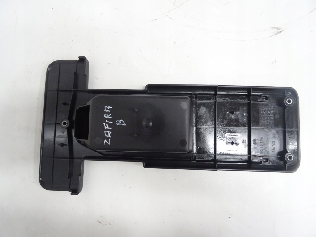 фото №2, Opel zafira b защита поперечина задняя клипсы 3 rzędu