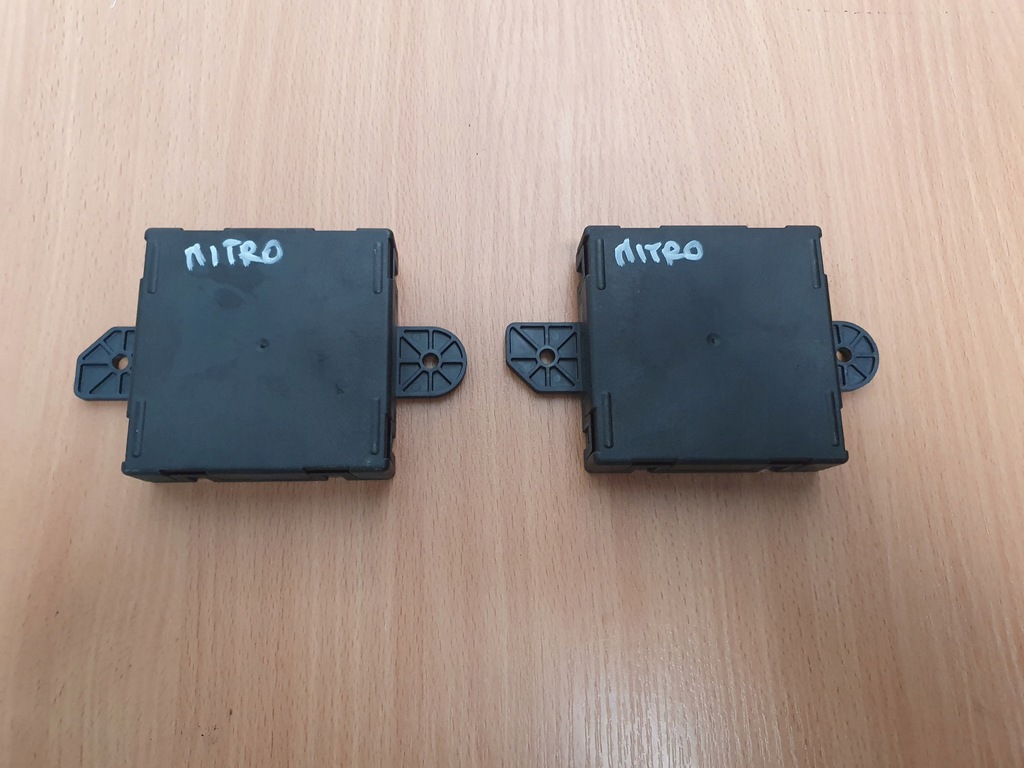 фото №5, Модуль блок управления дверь правый перед dodge nitro 2.8crd 05026512aa