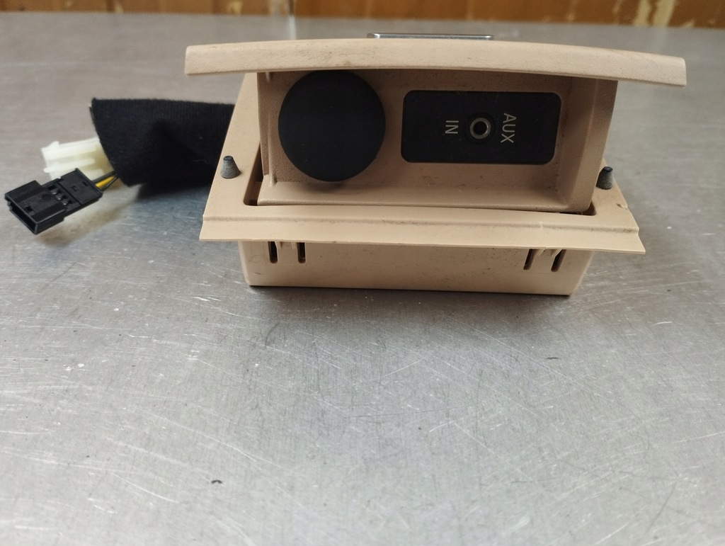 фото №12, Bmw x3 e83 бардачок прикурювач вхід aux in 3428288